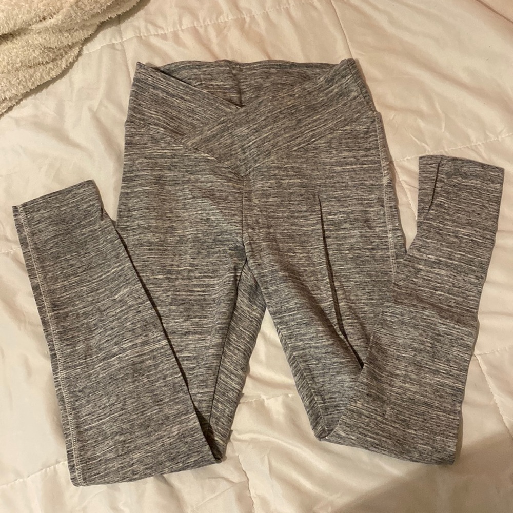 Pink victoria’s secret criss cross leggings size M